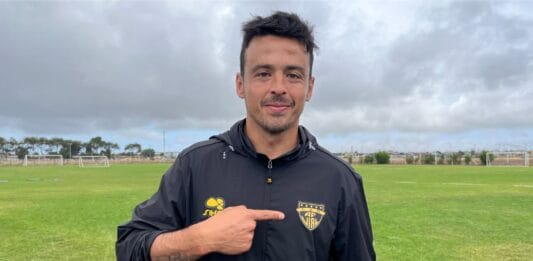 El lateral volvió a Fernández Vial.