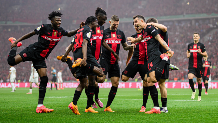 Bayer Leverkusen levantó su segundo título de la temporada