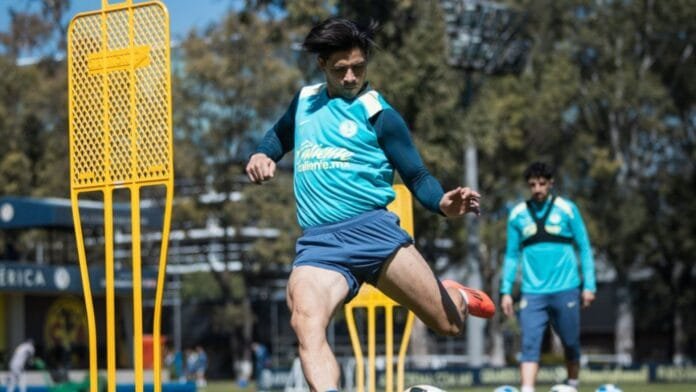 Víctor Dávila y Diego Valdés en el América.