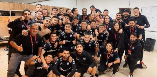 Deportes Iquique ganó por penales a Santa Fe de Bogotá.