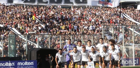 ¡Al mejor estilo retro! Filtran la camiseta que Colo Colo utilizaría para celebrar su centenario