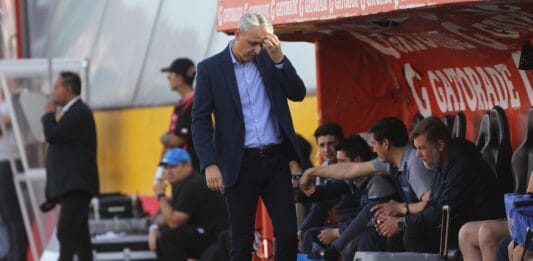 La sorprendente renuncia en Universidad Católica en plena alza en el fútbol chileno