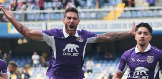 Deportes Concepción recibe particular apoyo previo al Clásico Penquista ante Universidad de Concepción en Primera B