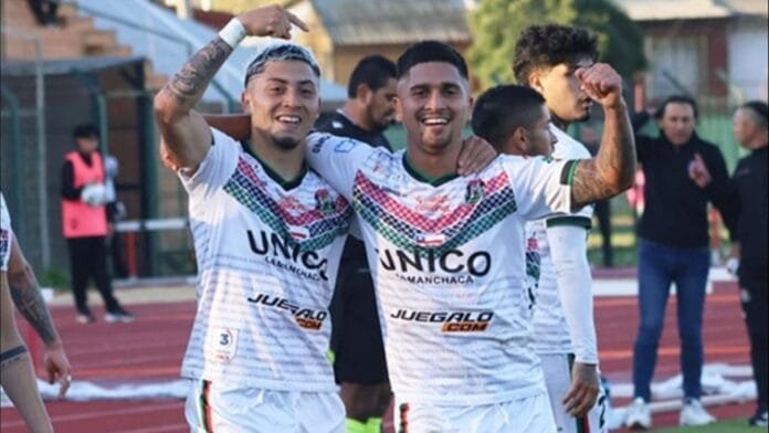 Lota Schwager goleó a Municipal Puente Alto y es líder de la Tercera División