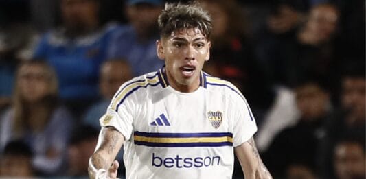 ¡No se puso nervioso!: Carlos Palacios vuelve a marcar en Boca Juniors