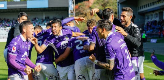 ¡En la agonía! Deportes Concepción sufrió y venció a San Marcos de Arica en la Primera B del fútbol chileno