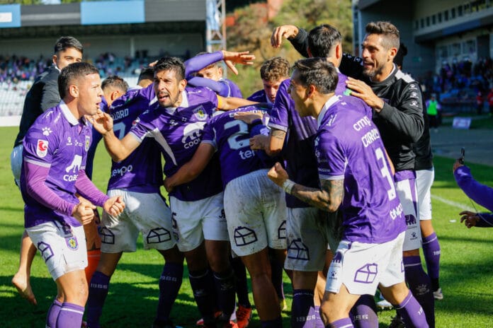 ¡En la agonía! Deportes Concepción sufrió y venció a San Marcos de Arica en la Primera B del fútbol chileno