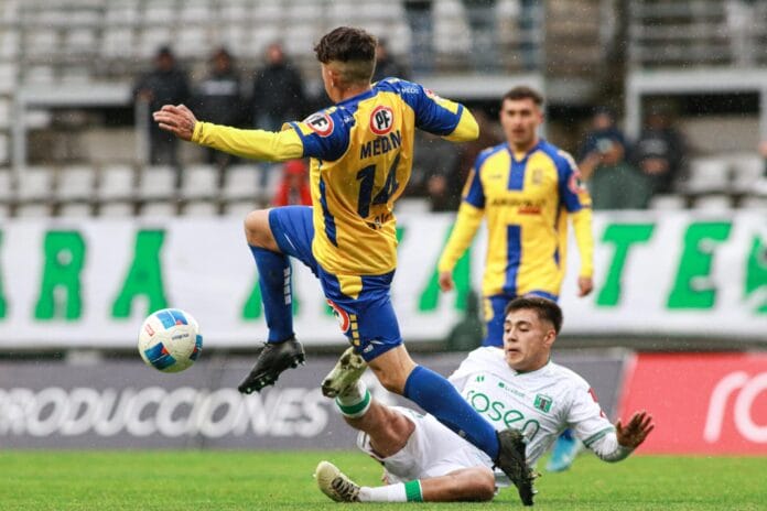 Deportes Temuco y U de Conce sumaron en la tabla de posiciones tras precario empate en Primera B