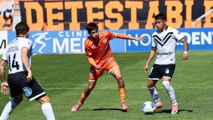Santiago Morning se creció ante Cobreloa y sale del fondo de la tabla de posiciones de Primera B