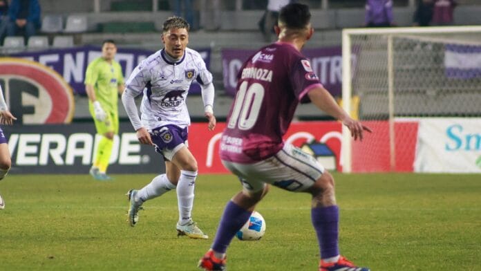 "Fue algo...": Josué Ovalle se saca el sombrero ante la hinchada de Deportes Concepción que viajó a Temuco
