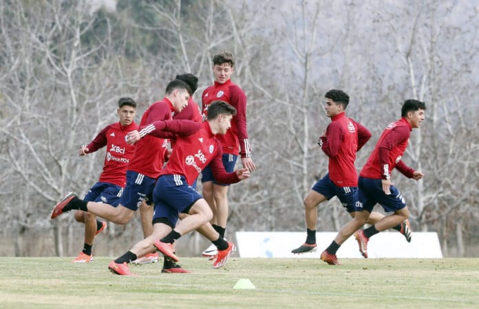 Sorpresa total: la lista de buena fe que entregó Nico Córdova de La Roja para el Mundial Sub 20 en Chile
