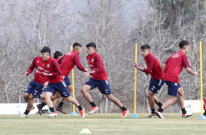 Seleccion Sub-20 El inesperado club al que podría llegar promesa de La Roja en el mercado de pases en Europa