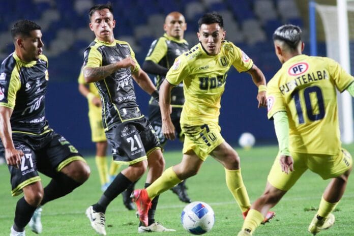 Sensible baja: Enfermedad obliga a jugador de Primera B del fútbol chileno a retirarse de por vida