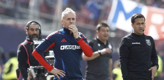 Gustavo Álvarez advierte que no quiere perder más puntos en la lucha de la U por el titulo en el fútbol chileno