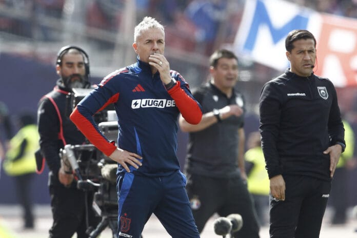 Gustavo Álvarez advierte que no quiere perder más puntos en la lucha de la U por el titulo en el fútbol chileno