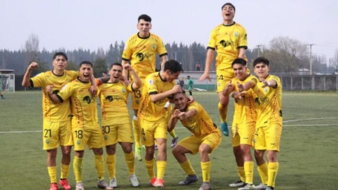 Tragedia en el fútbol chileno: jugador formado en Magallanes falleció en procedimiento policial